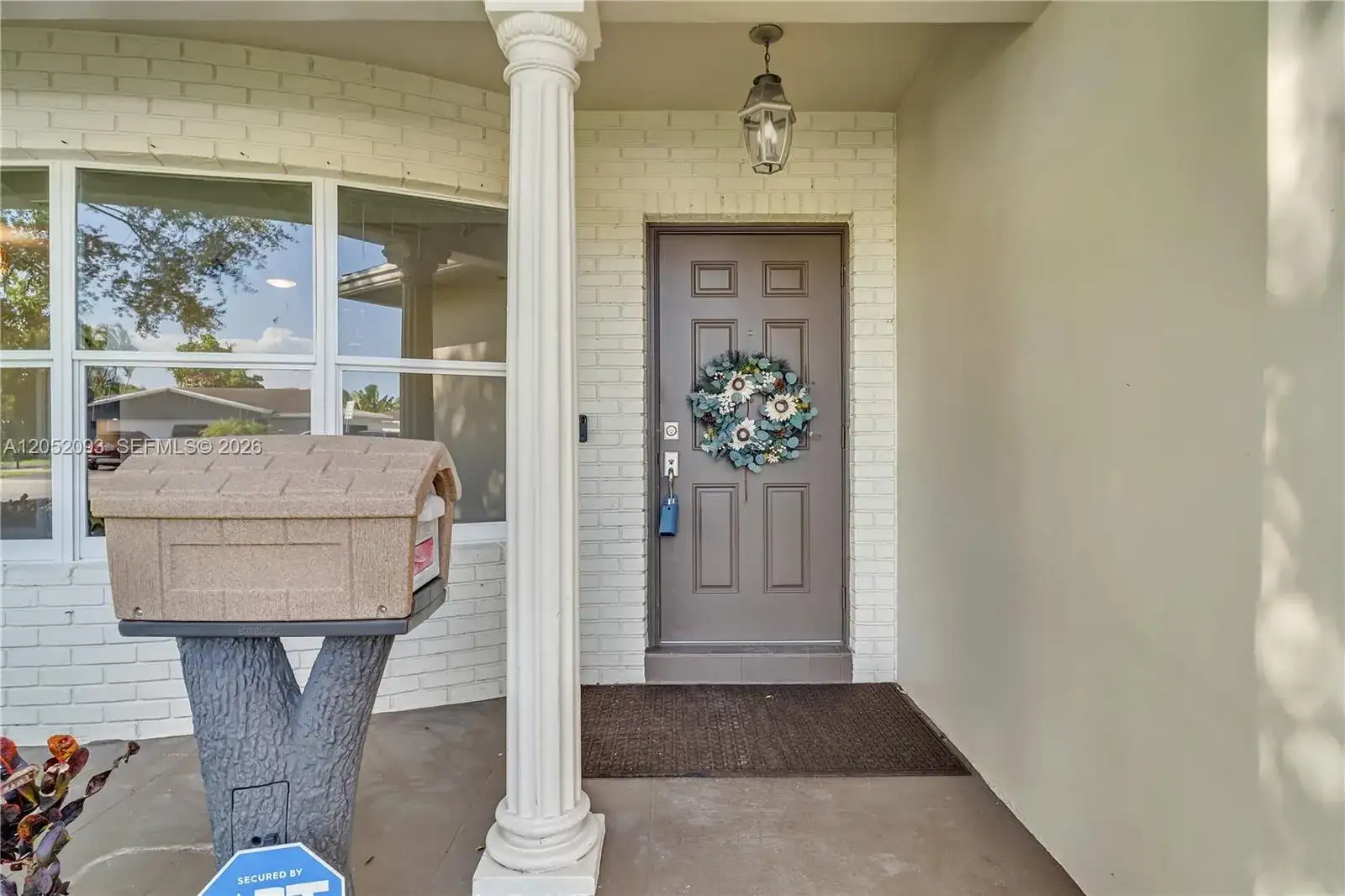 5507 Mckinley St, Hollywood FL 33021 photo 2