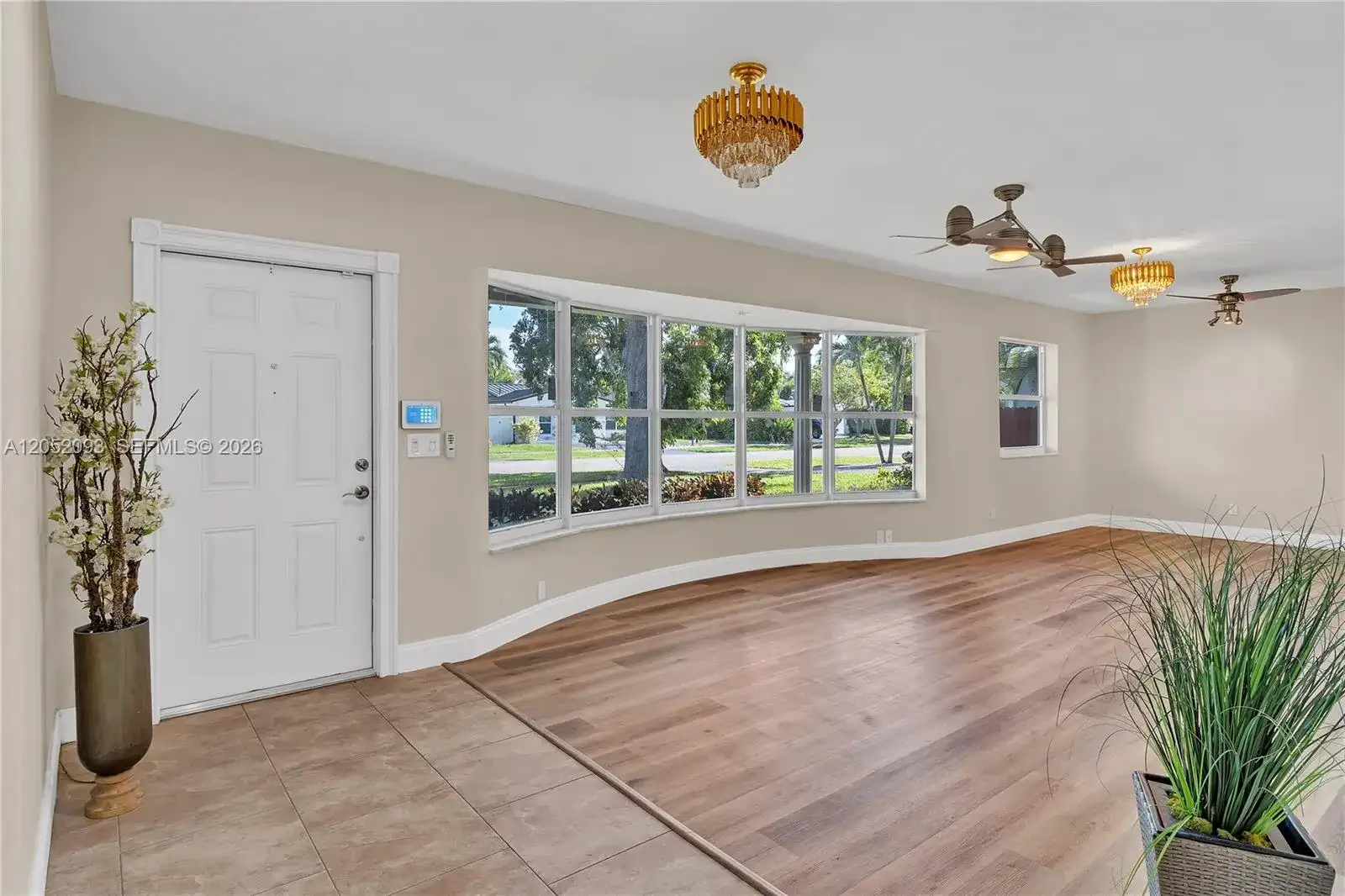 5507 Mckinley St, Hollywood FL 33021 photo 3
