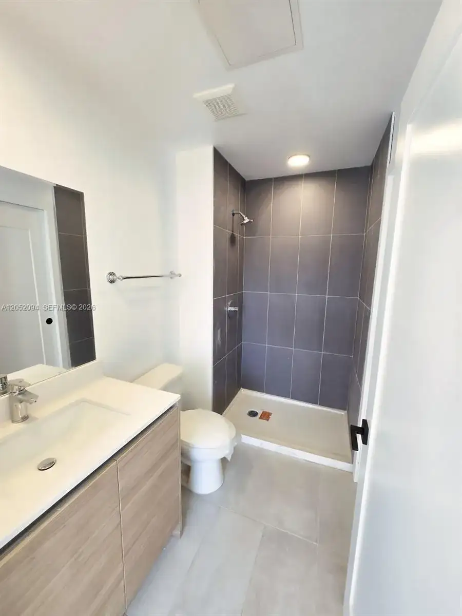 8106 NE 1st Ave # 15, Miami FL 33138 photo 2