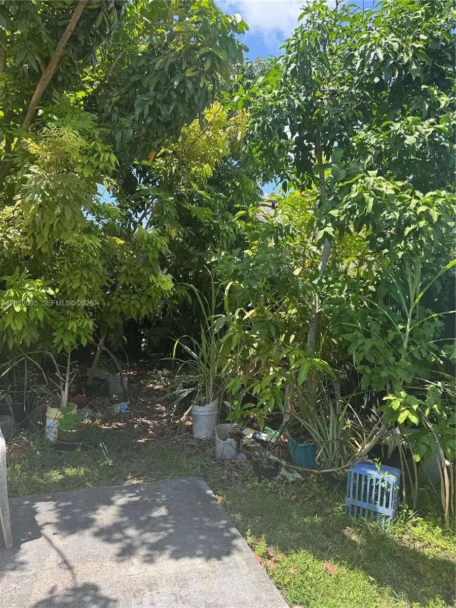 9110 SW 200 St, Cutler Bay FL 33157