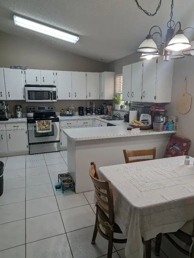 12276 NW 36th Pl, Sunrise FL 33323 photo 5