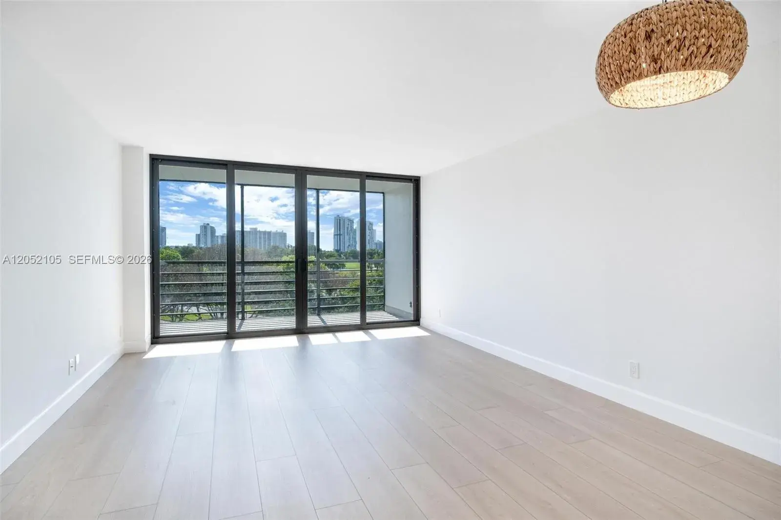 20400 W Country Club Dr # 610, Aventura FL 33180