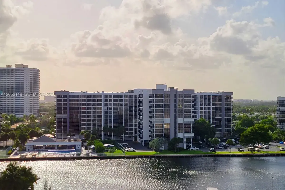 3505 S Ocean Dr # 901, Hollywood FL 33019