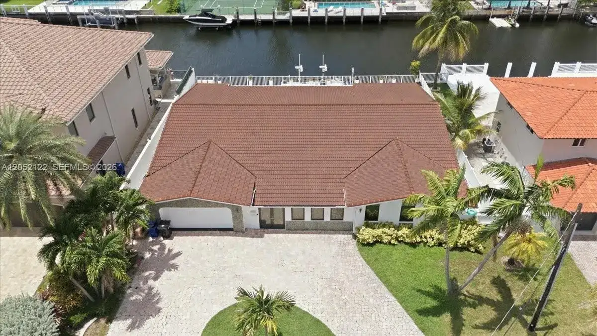 3321 NE 170th St # 3321, North Miami Beach FL 33160 photo 3