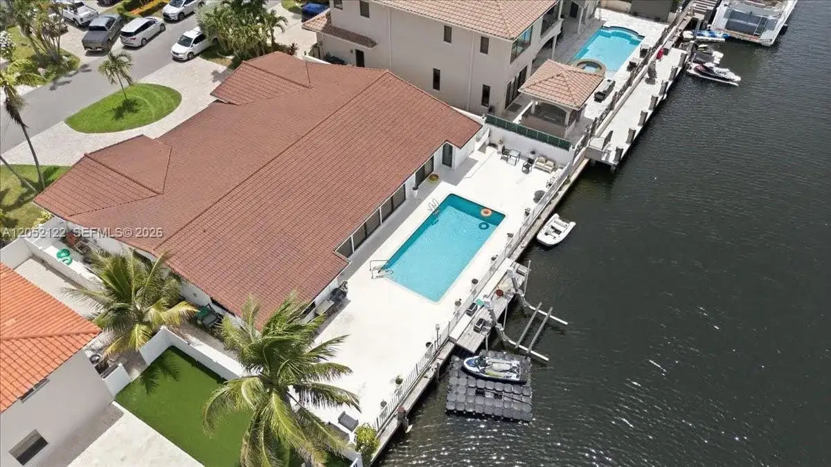 3321 NE 170th St # 3321, North Miami Beach FL 33160 photo 4
