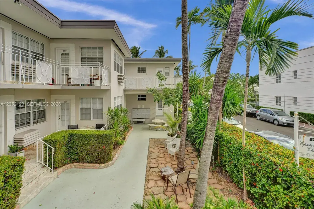 717 Espanola Way # 205, Miami Beach FL 33139