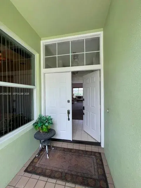 1020 Bear Island Dr, West Palm Beach FL 33409