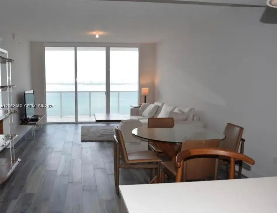 600 NE 27th St # 2202, Miami FL 33137 photo 2