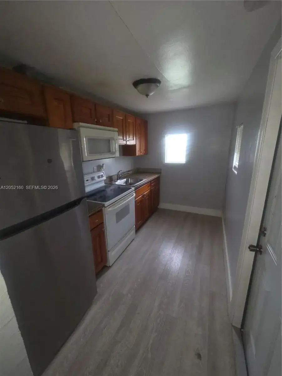 4017 SW 24th St # 4, West Park FL 33023 photo 5