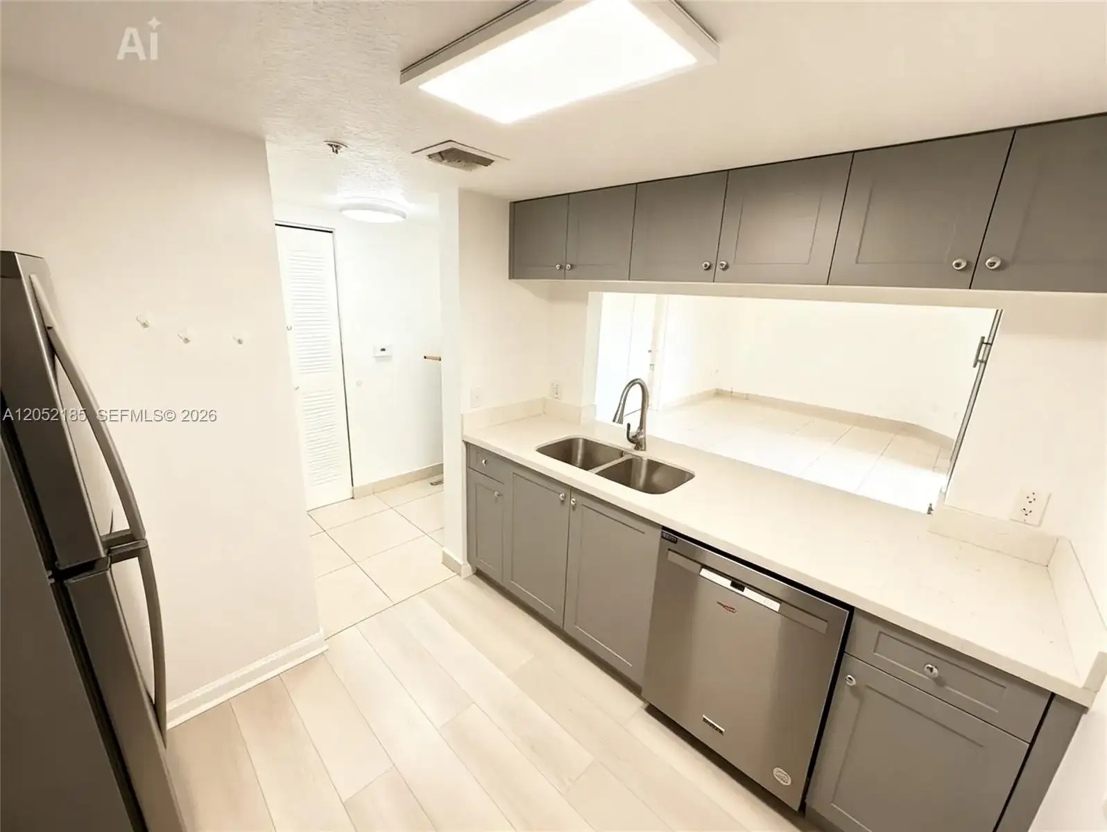 280 SW 20th Rd # 504, Miami FL 33129 photo 2