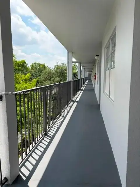 1300 SW 125th Ave # 308K, Pembroke Pines FL 33027 photo 5