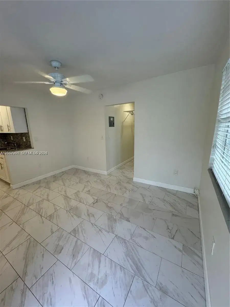 11890 NE 16th Ave # 6, Miami FL 33161 photo 2