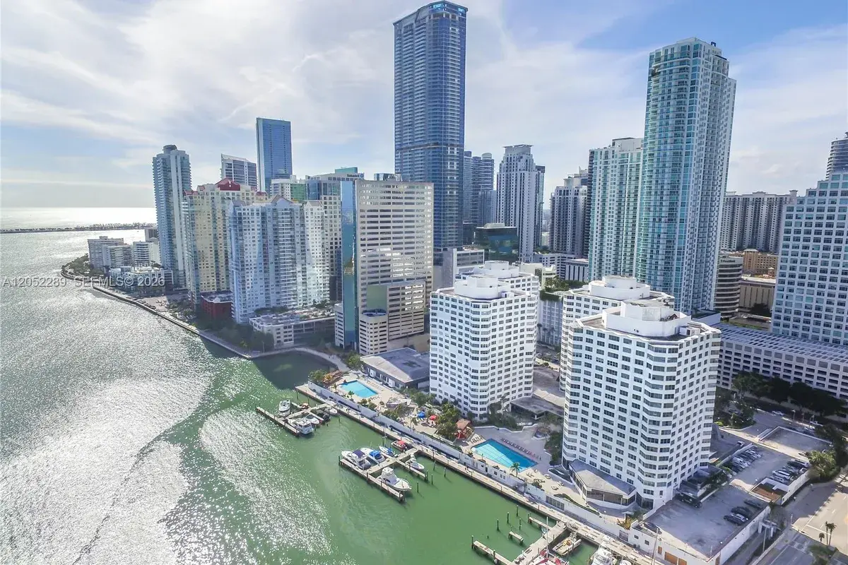 825 Brickell Bay Dr # 350, Miami FL 33131