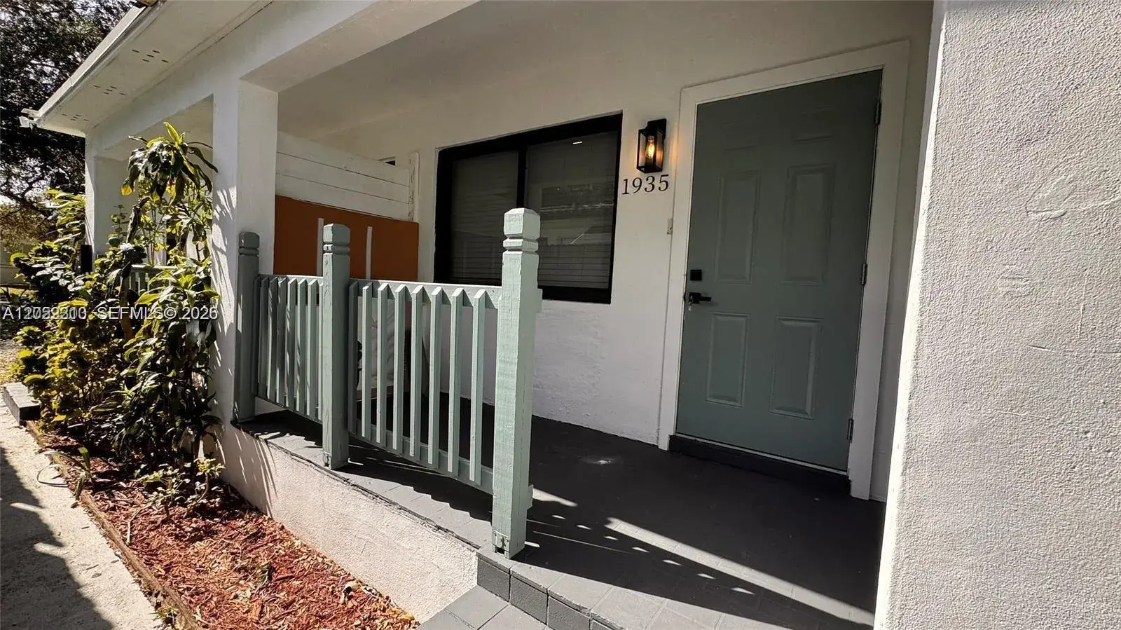 1933 Washington St # 1935, Hollywood FL 33020