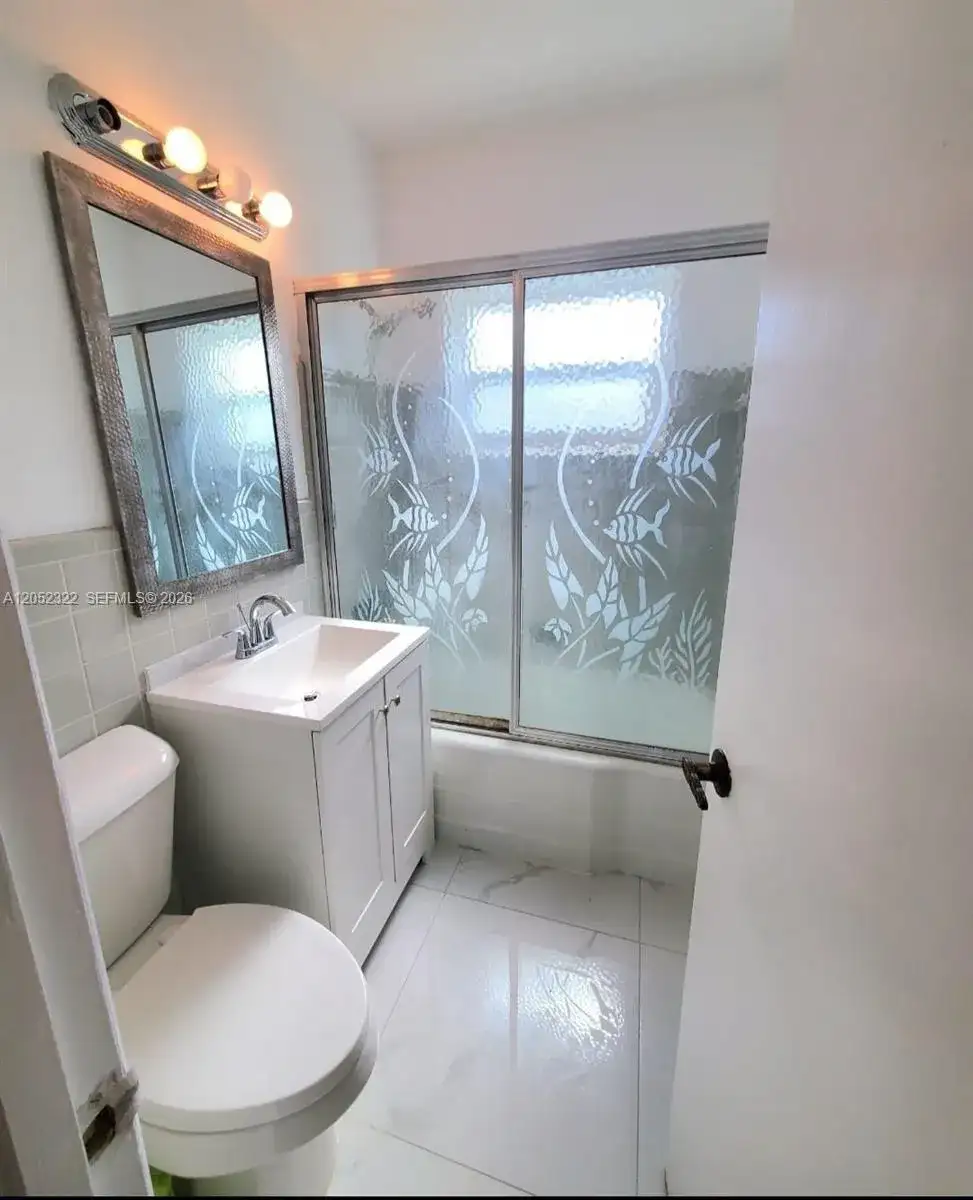 1435 NE 179th St, North Miami Beach FL 33162 photo 3