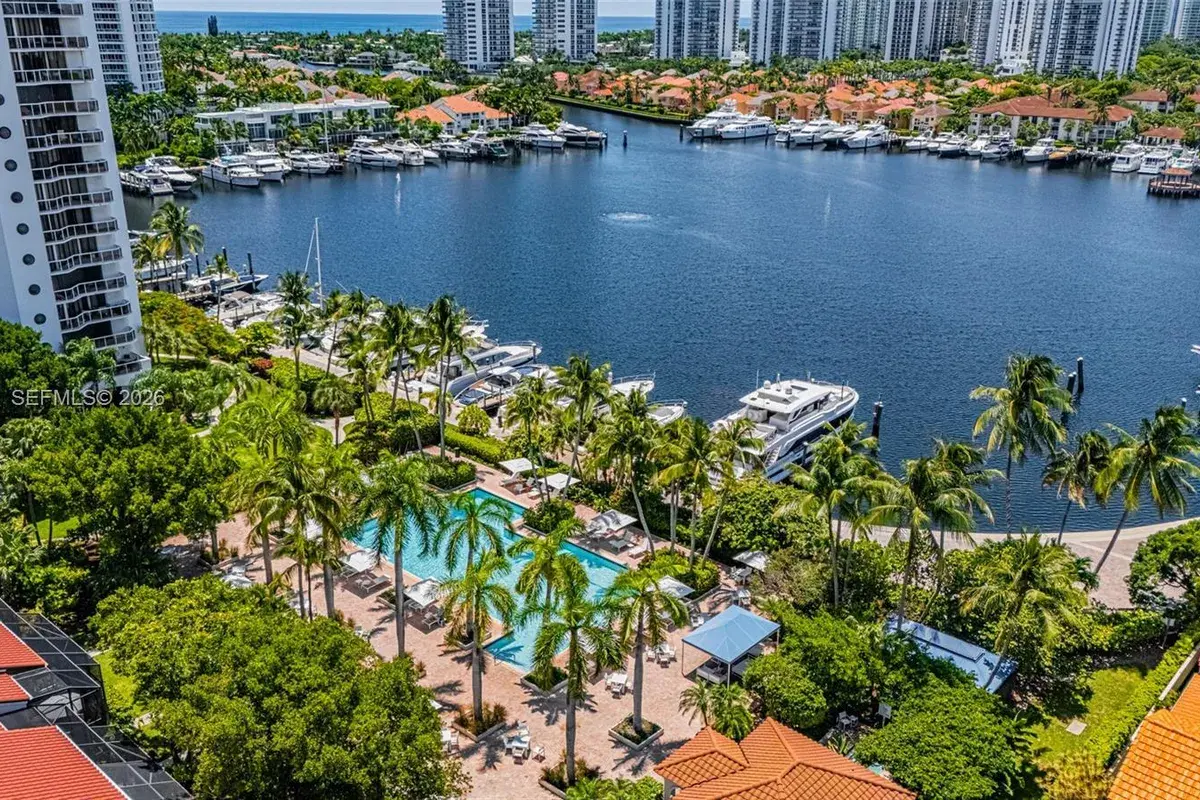 3598 Yacht Club Dr, Aventura FL 33180