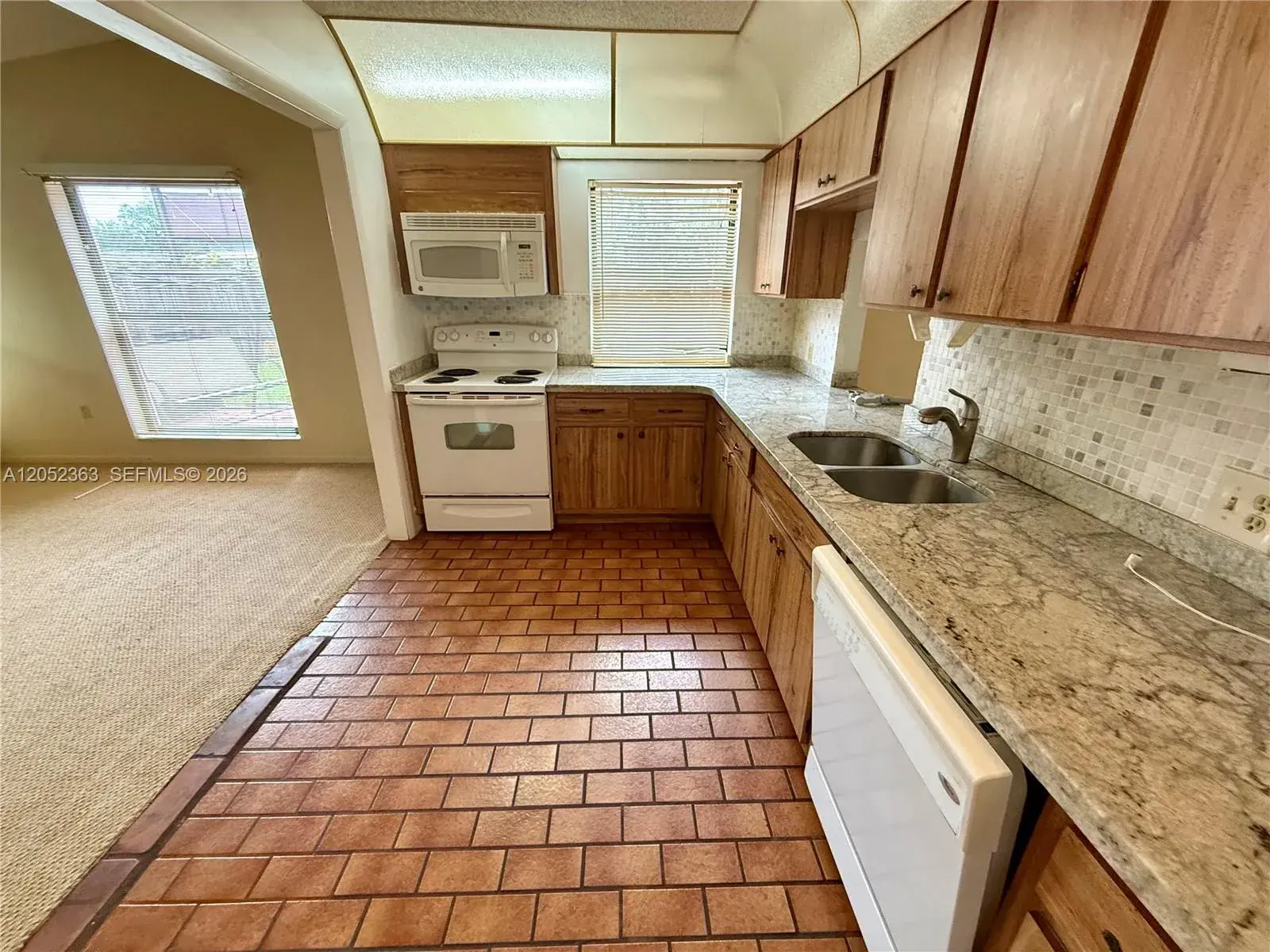 3620 Farragut St, Hollywood FL 33021