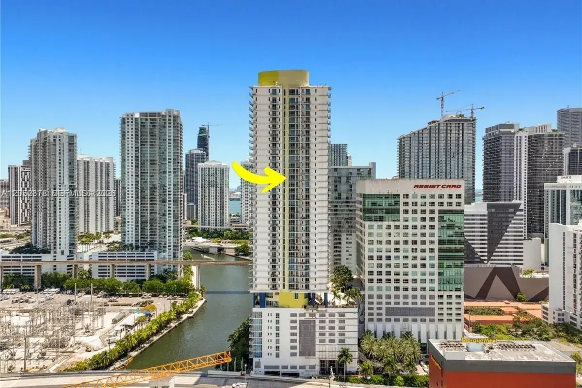 185 SW 7th St # 3100, Miami FL 33130