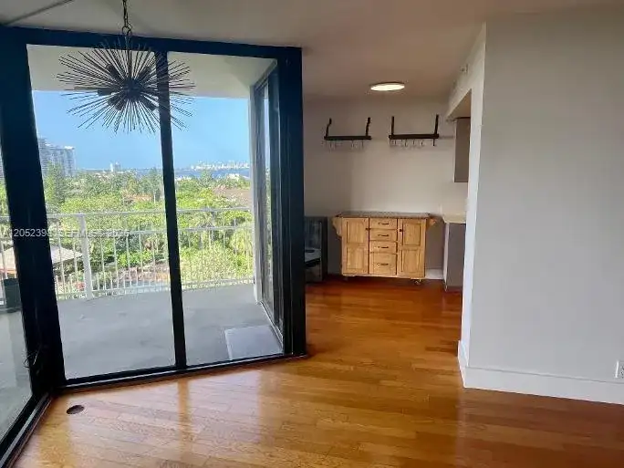 1000 Quayside Ter # 805, Miami FL 33138 photo 3