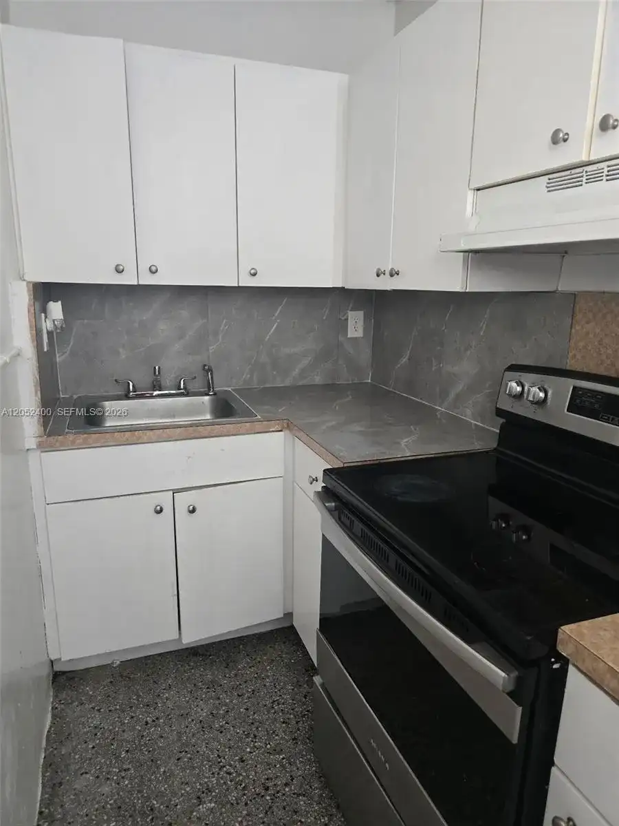 250 SW 11th Ave # 6, Homestead FL 33030