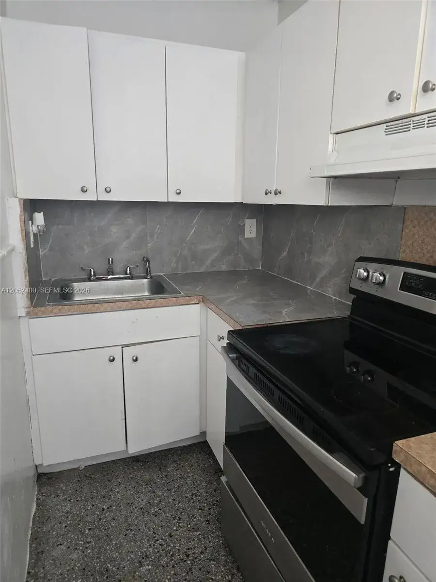 250 SW 11th Ave # 6, Homestead FL 33030