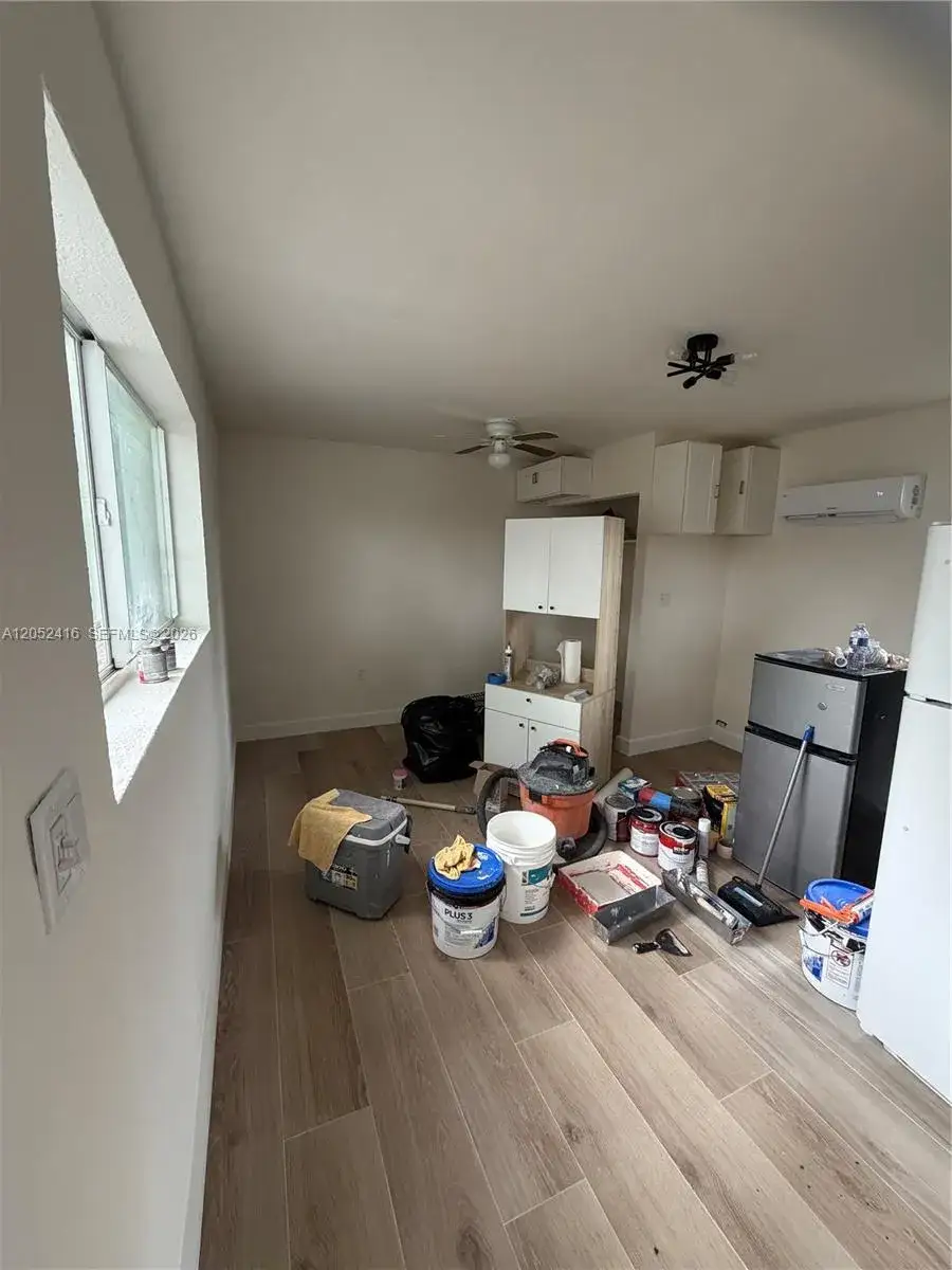 13845 NW 6th Ave # B, North Miami FL 33168