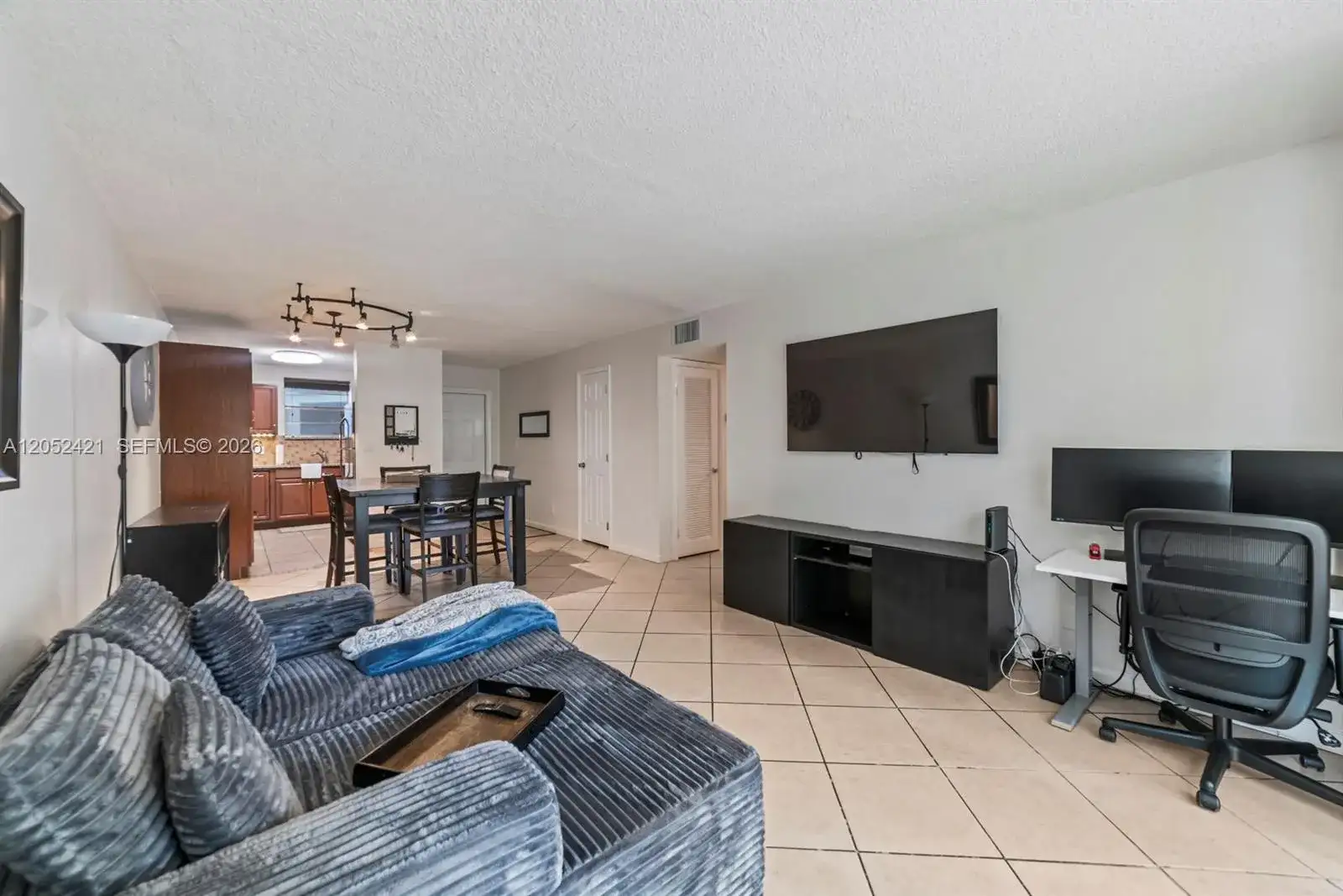 1400 Tallwood Ave # 107, Hollywood FL 33021 photo 2