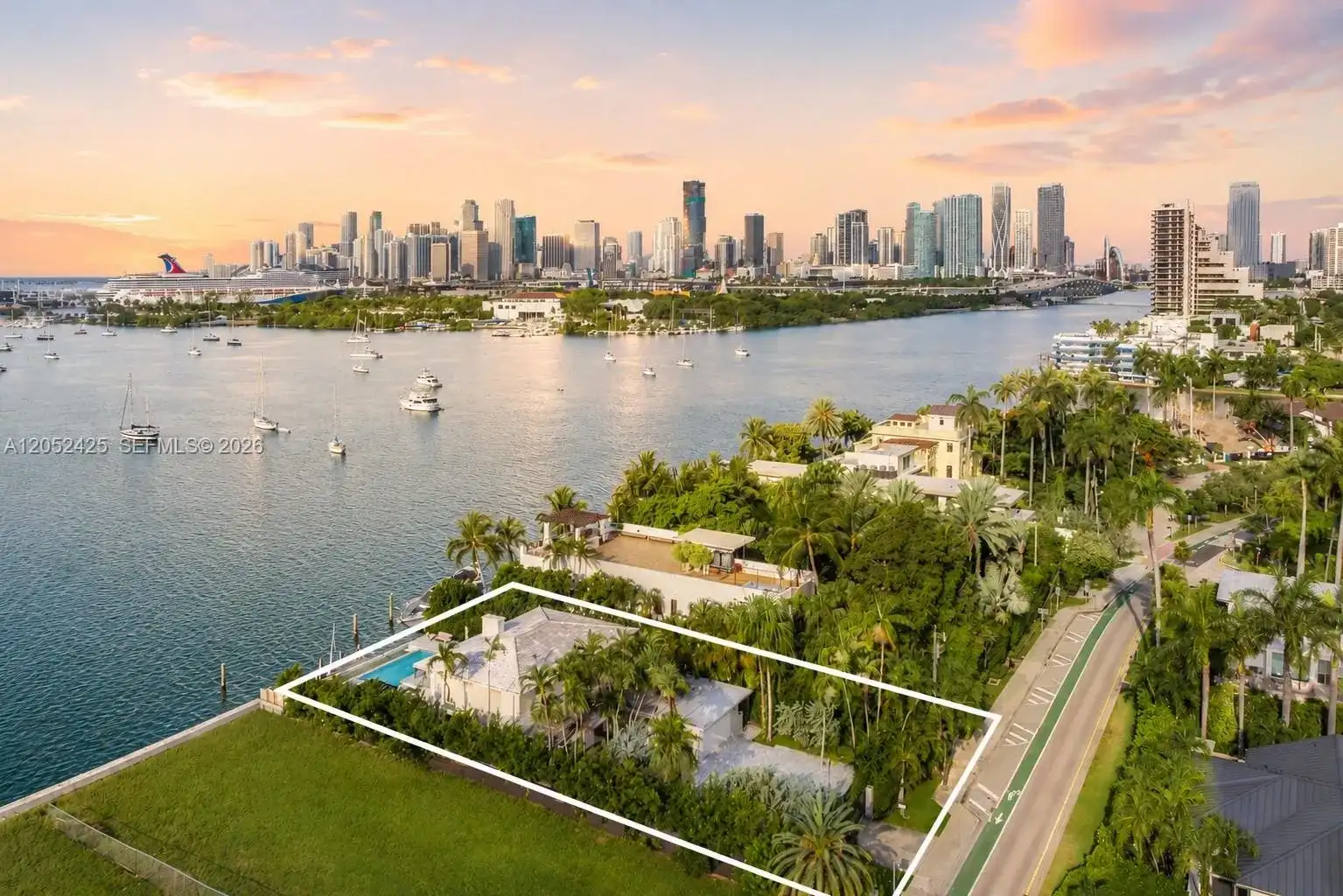 1300 S Venetian Way, Miami FL 33139