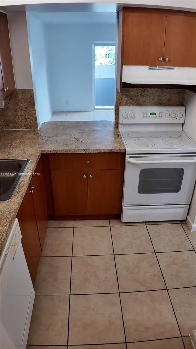 11120 SW 196th St # B305, Cutler Bay FL 33157 photo 2