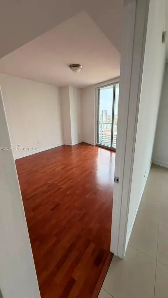 185 SW 7th St # 2505, Miami FL 33130 photo 5