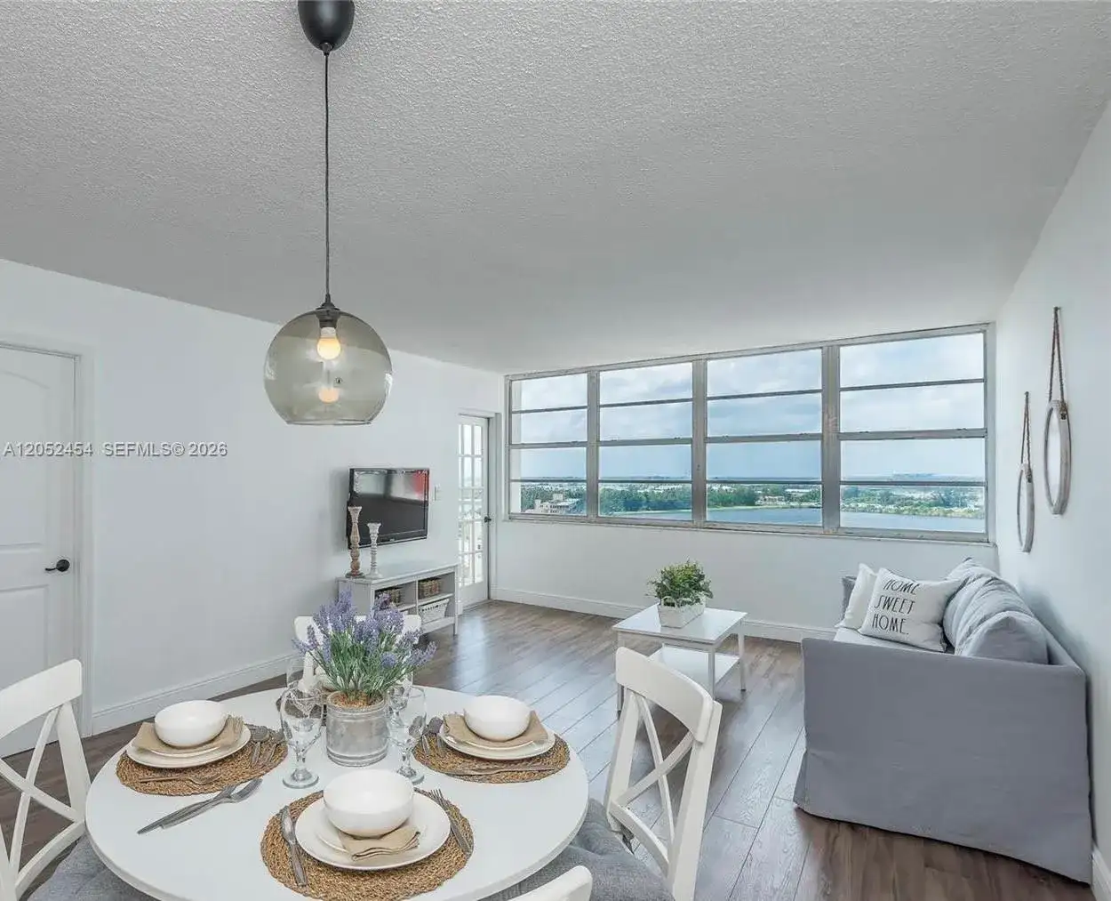 1301 NE Miami Gardens Dr # 1522W, Miami FL 33179 photo 5
