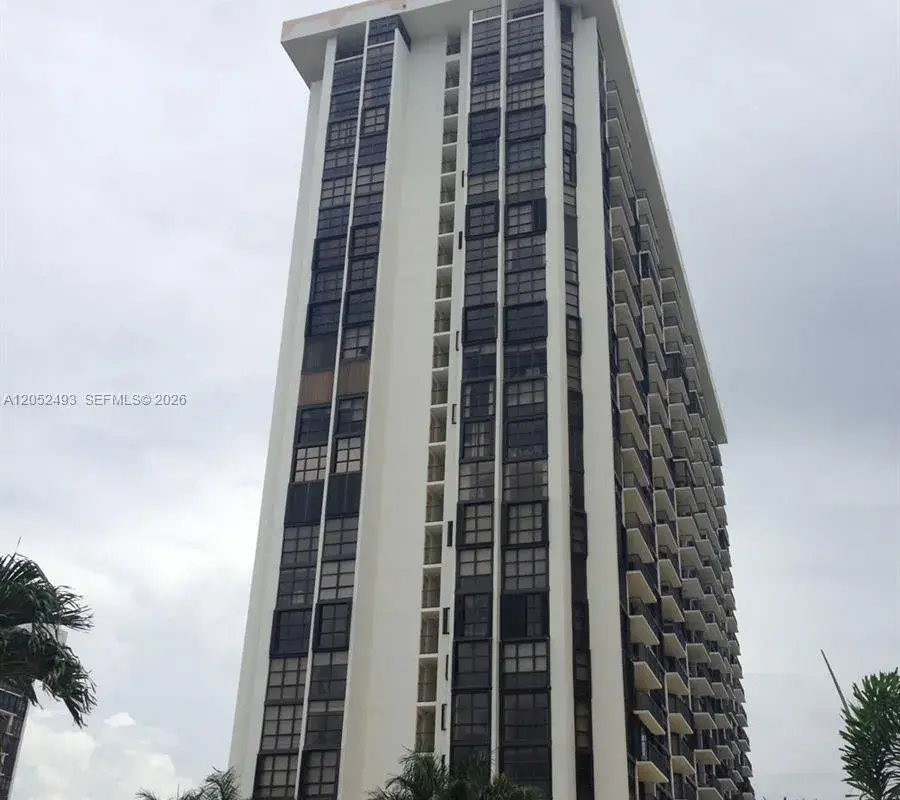 1901 Brickell Ave # B504, Miami FL 33129