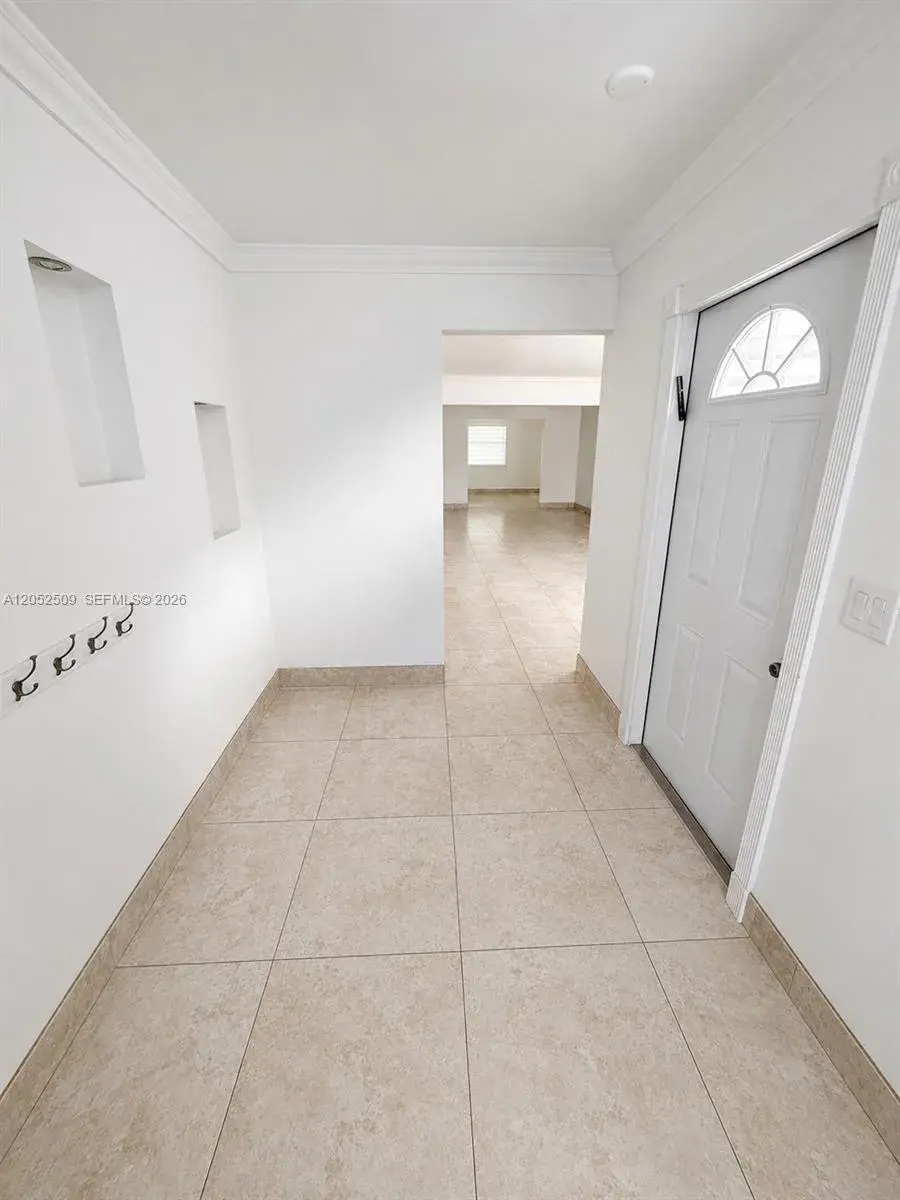 3710 N 54th Ave, Hollywood FL 33021
