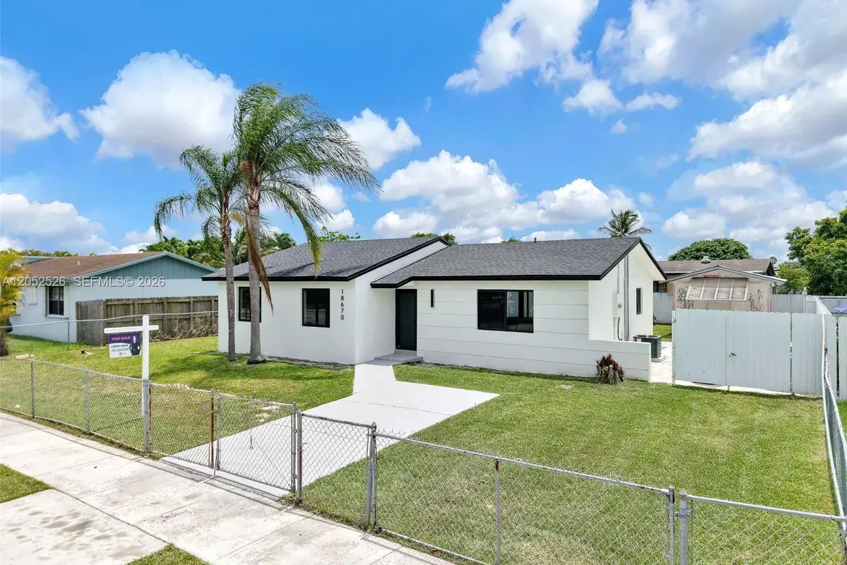 18670 SW 123rd Ct, Miami FL 33177