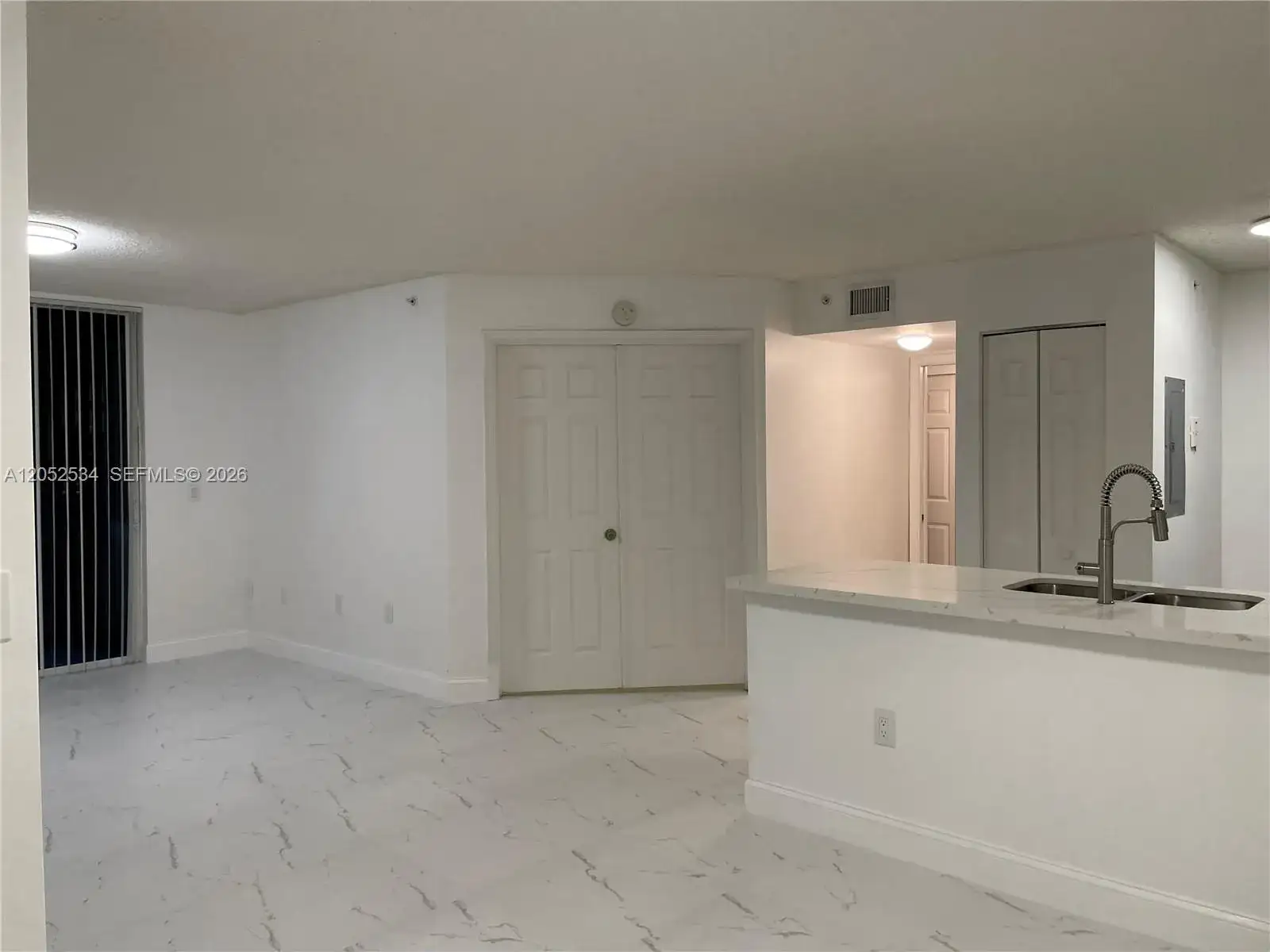 720 SW 111th Ave # 101, Pembroke Pines FL 33025 photo 2