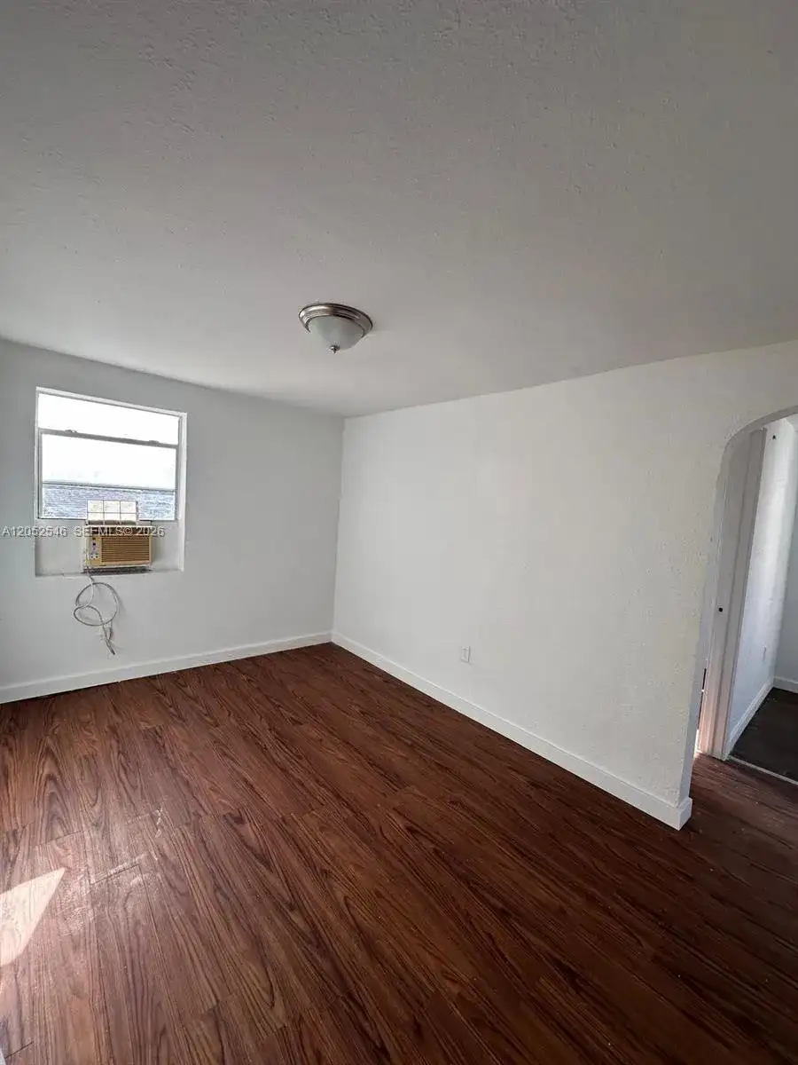 3660 NW 20th Ave # 4, Miami FL 33142 photo 4
