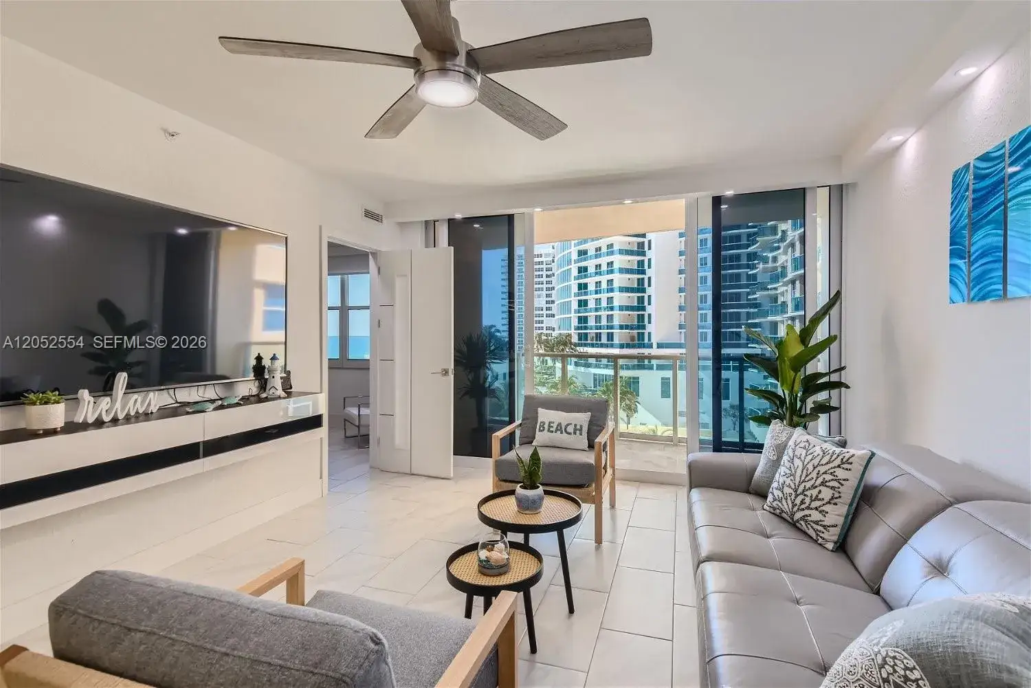 2501 S Ocean Dr, Hollywood FL 33019