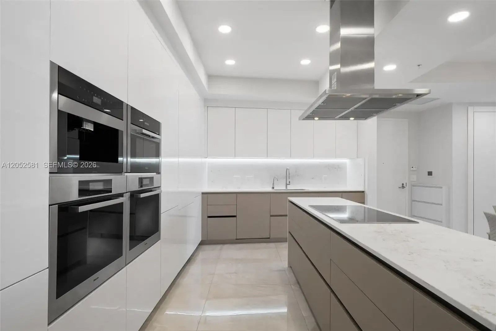 18201 Collins Ave # 4606, Sunny Isles Beach FL 33160 photo 4