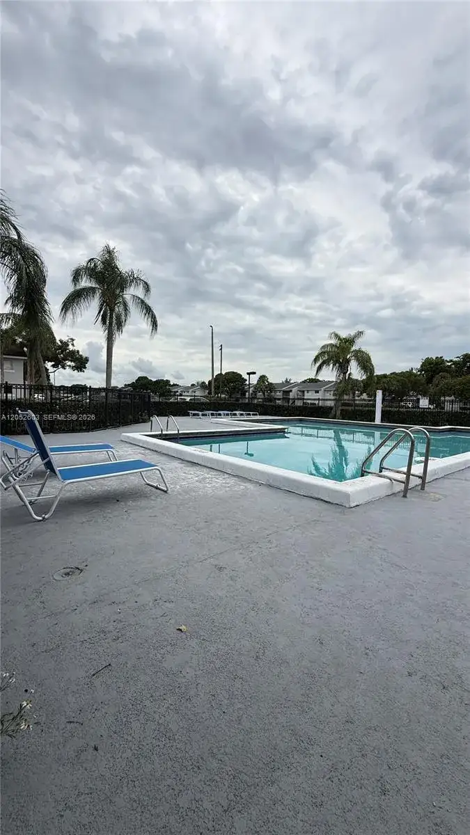 1163 Lake Terry Dr # J, West Palm Beach FL 33411