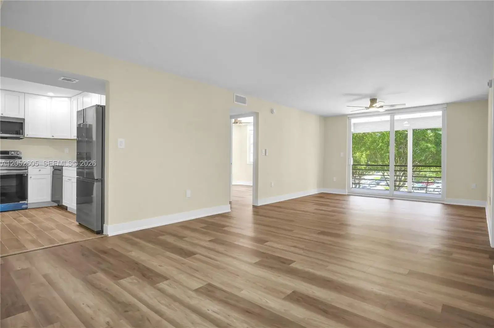 1400 Saint Charles Pl # 317, Pembroke Pines FL 33026 photo 2