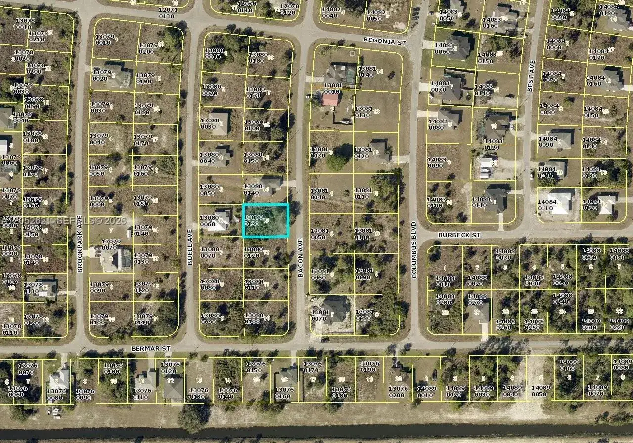 1264 Bacon Ave, Fort Myers FL 33913 photo 2