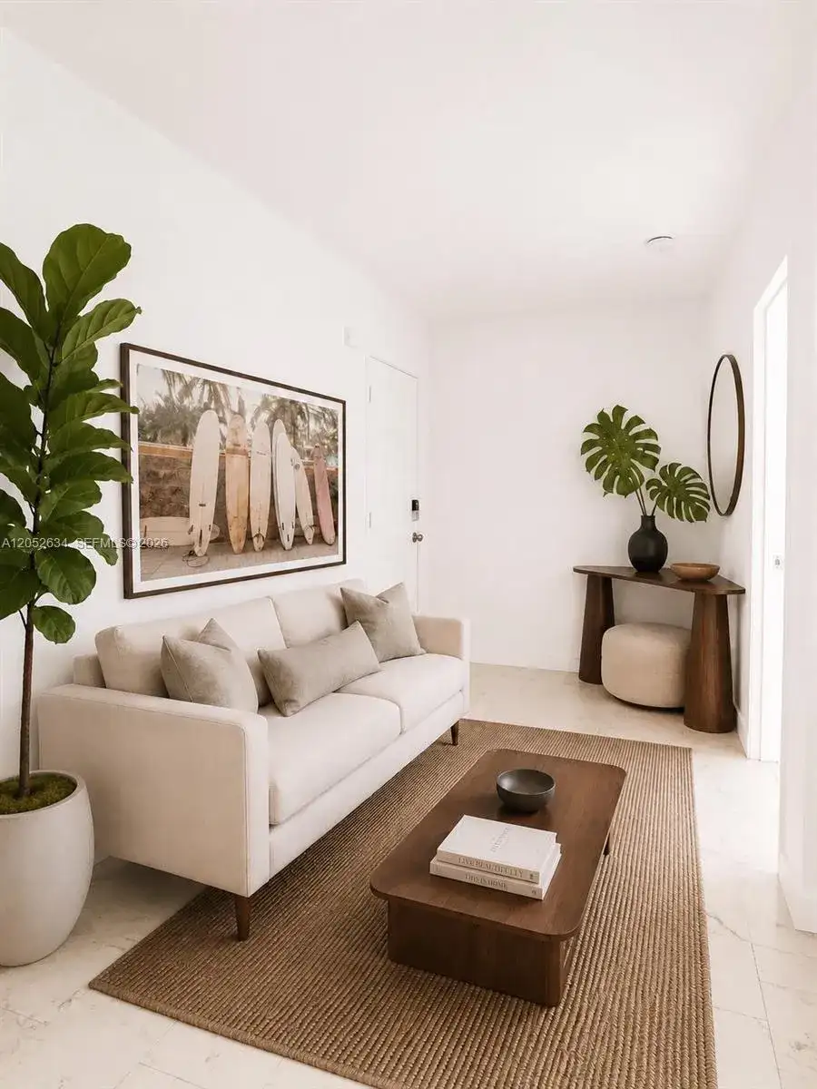 1526 Pennsylvania Ave # 18, Miami Beach FL 33139 photo 2