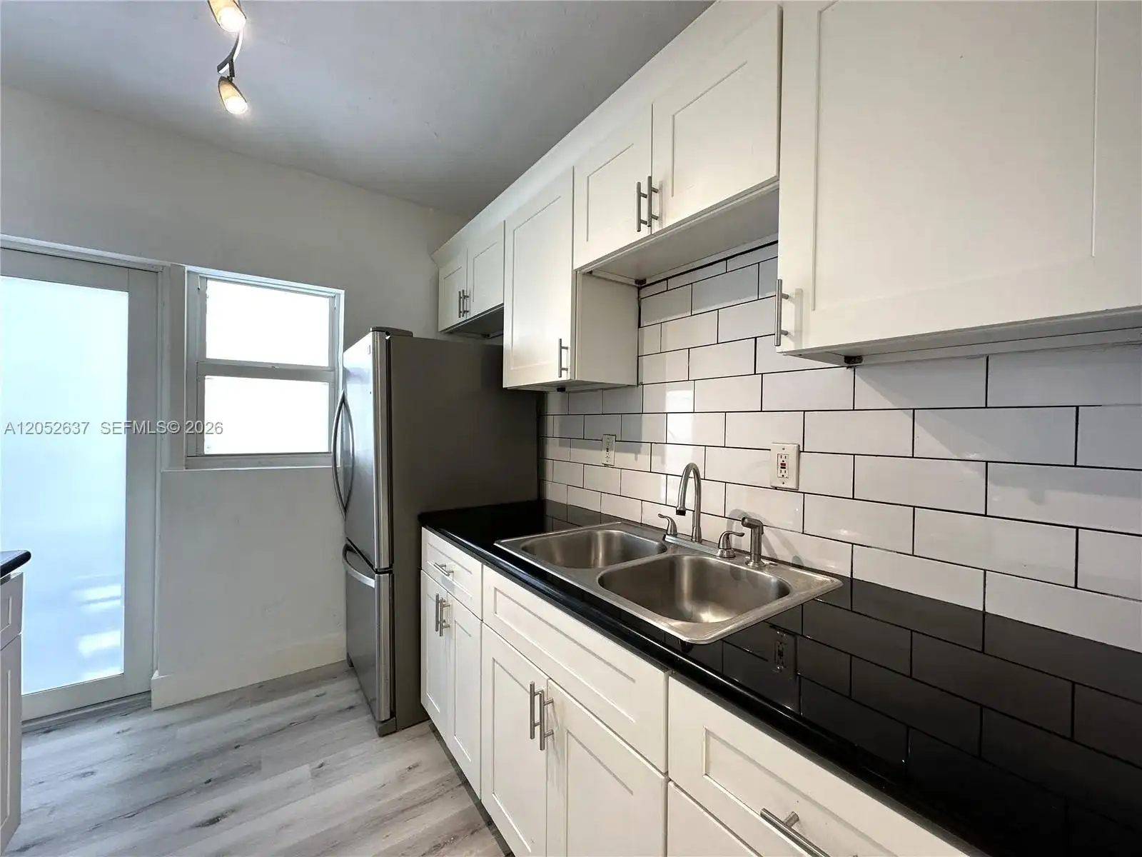 955 Bay Dr # 7, Miami Beach FL 33141 photo 3