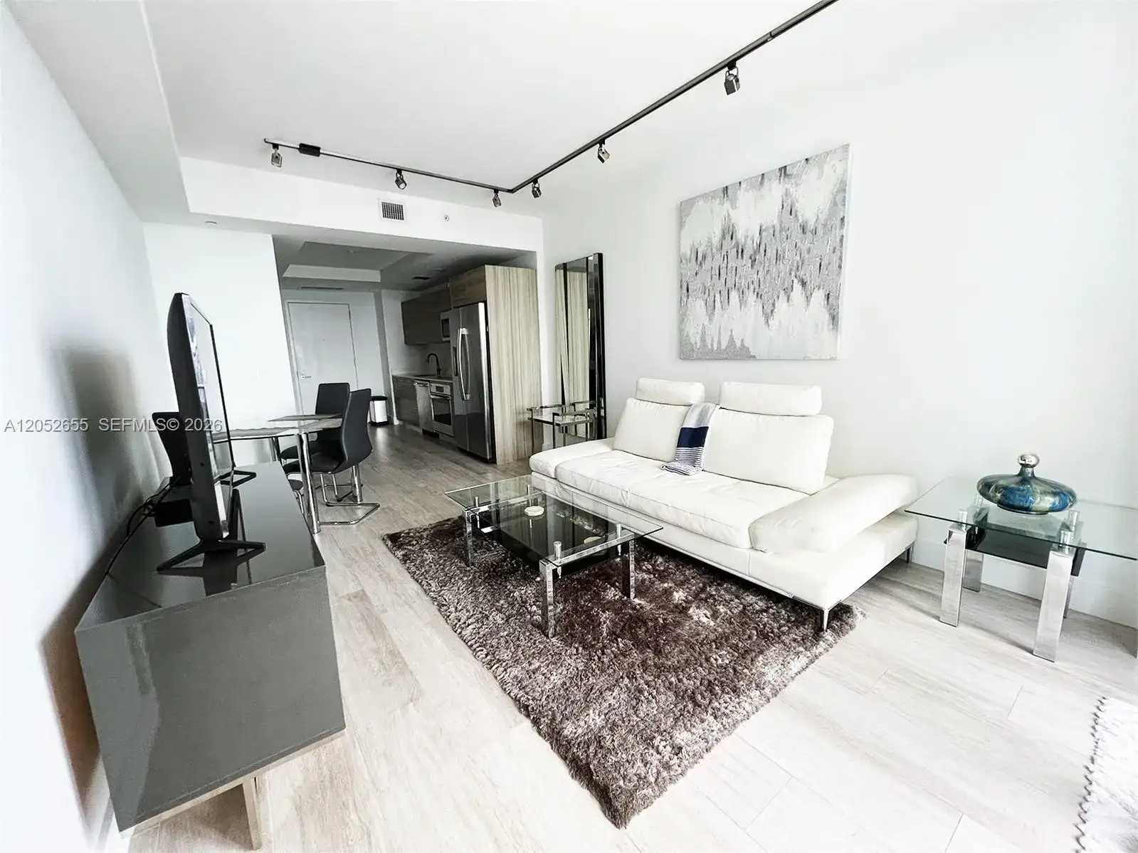 121 NE 34th St # 2603, Miami FL 33137 photo 2