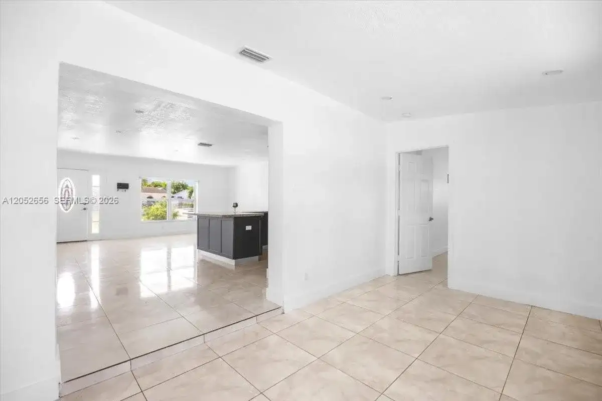 12745 SW 19th St, Miami FL 33175 photo 4