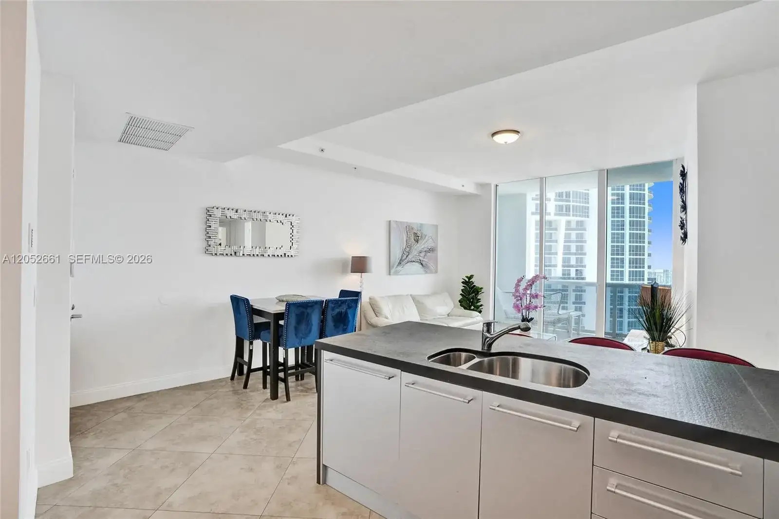 18201 Collins Ave # 4705, Sunny Isles Beach FL 33160 photo 3