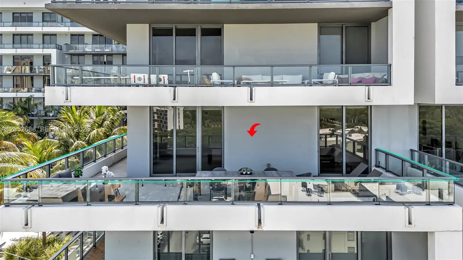 2960 NE 207th St # 811, Aventura FL 33180