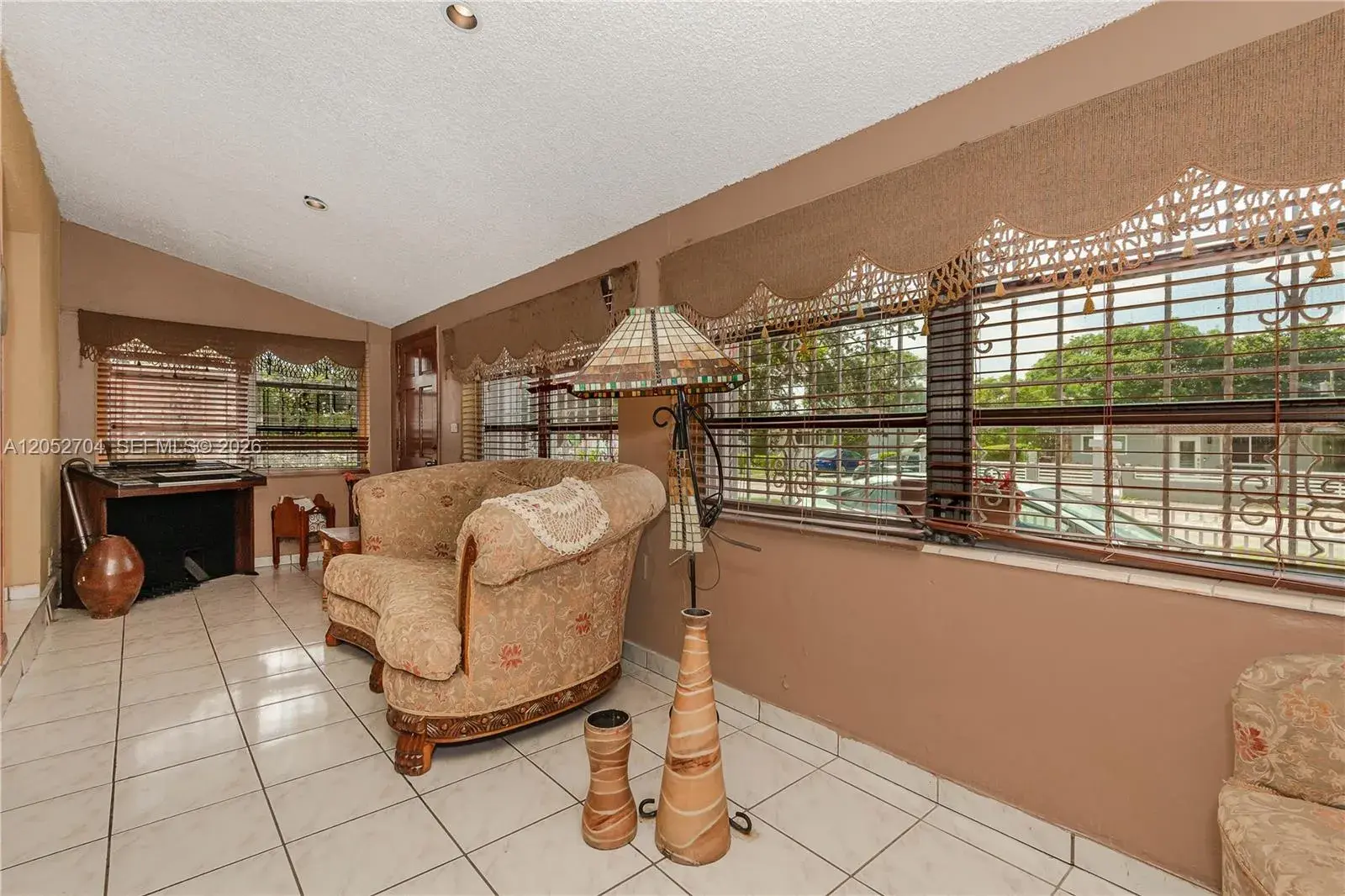 225 E 43rd St, Hialeah FL 33013