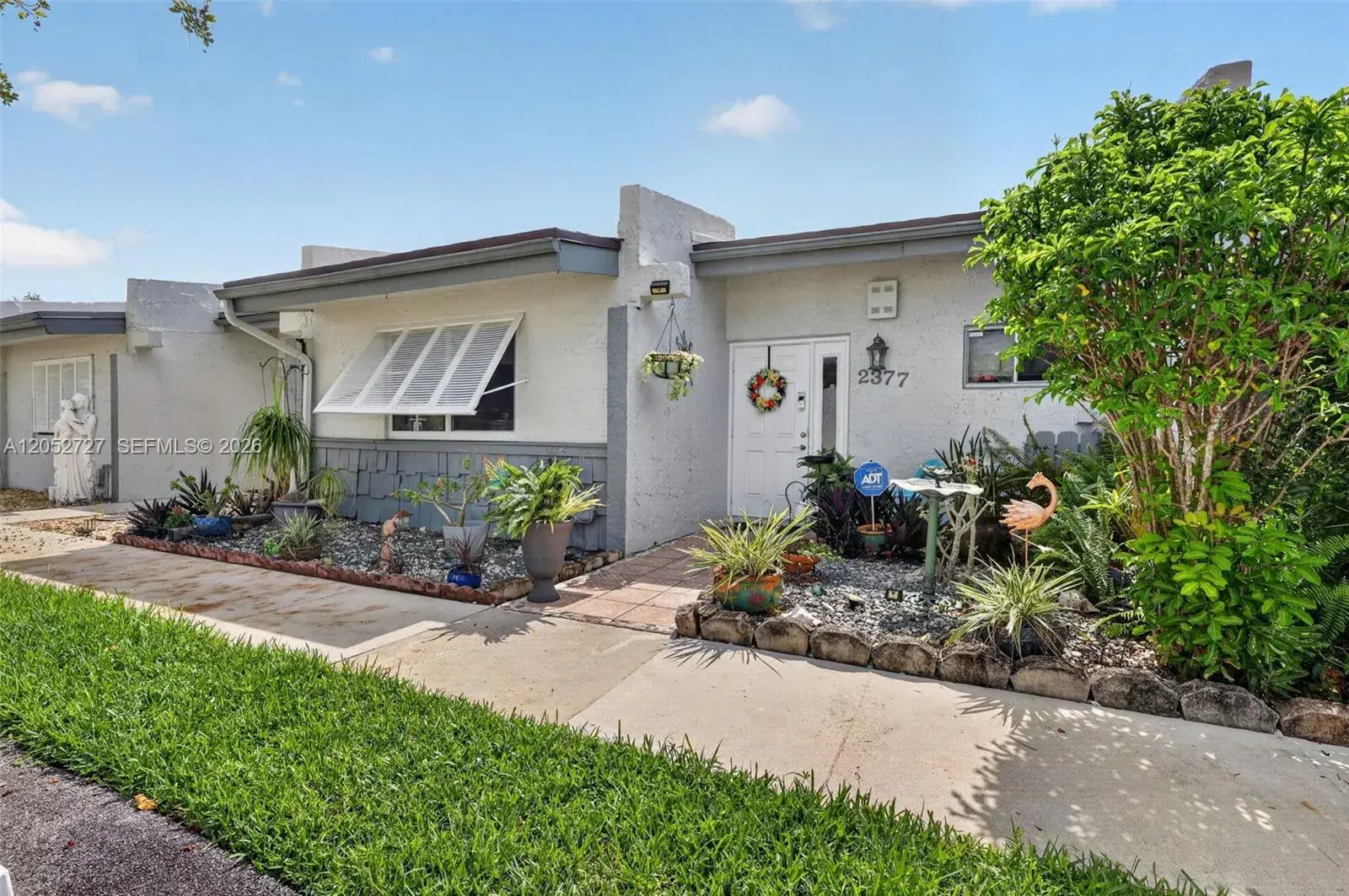 2377 N 37th Ave, Hollywood FL 33021
