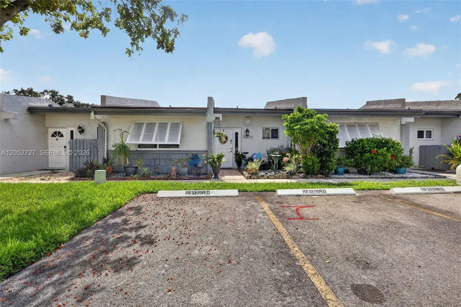 2377 N 37th Ave, Hollywood FL 33021